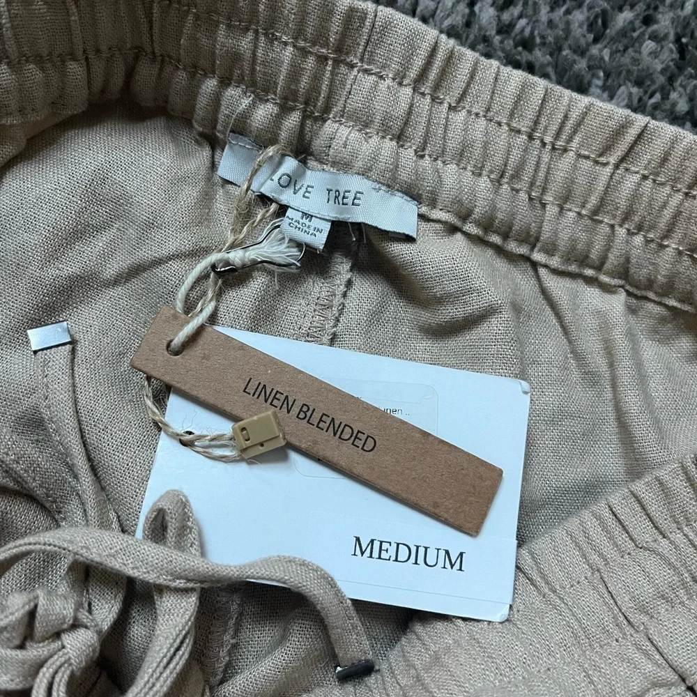 NWT Love Tree Tan Khaki Cargo Jogger Pants Women's Size Medium Linen Blend - Picture 3 of 3